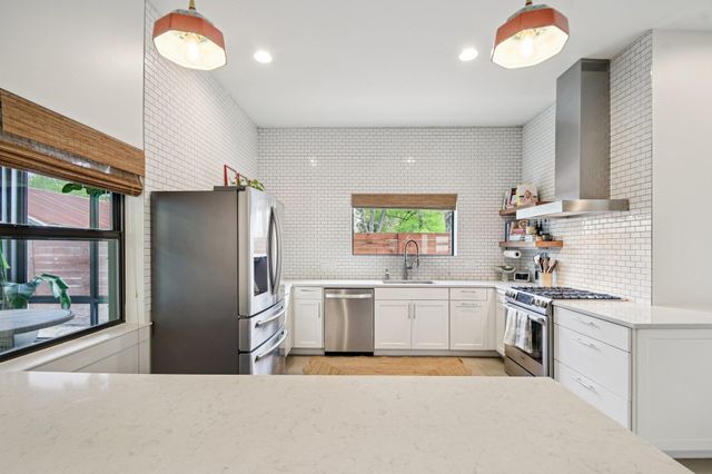 4506 Russell DR B, Austin, TX 78745