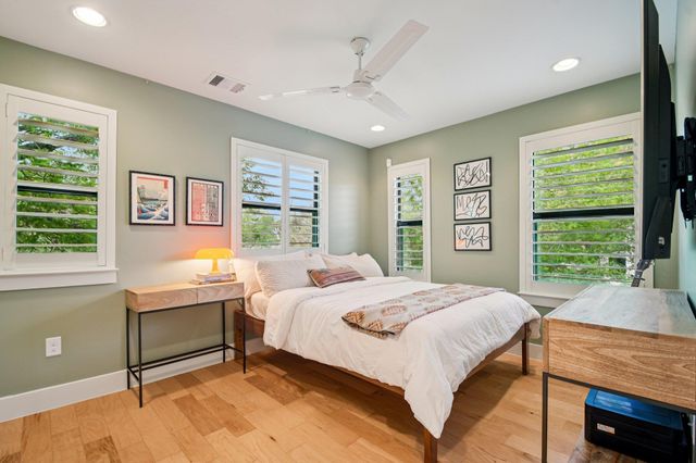 4506 Russell DR B, Austin, TX 78745