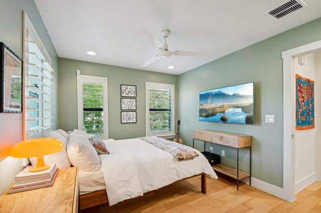 4506 Russell DR B, Austin, TX 78745