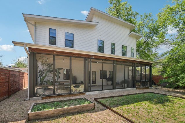 4506 Russell DR B, Austin, TX 78745