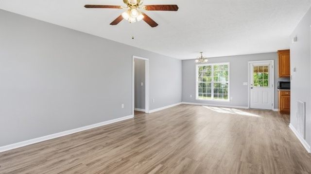 19 Ash Grove Rd, Fayetteville, TN 37334
