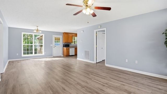 19 Ash Grove Rd, Fayetteville, TN 37334