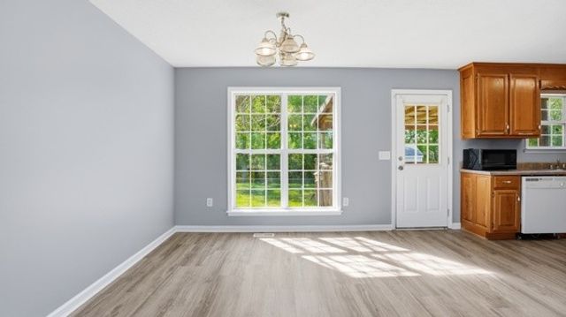 19 Ash Grove Rd, Fayetteville, TN 37334