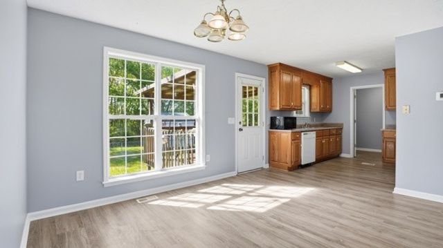 19 Ash Grove Rd, Fayetteville, TN 37334