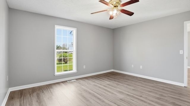 19 Ash Grove Rd, Fayetteville, TN 37334