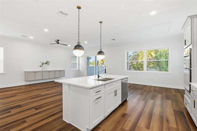 3829 71ST STREET N, St Petersburg, FL 33709