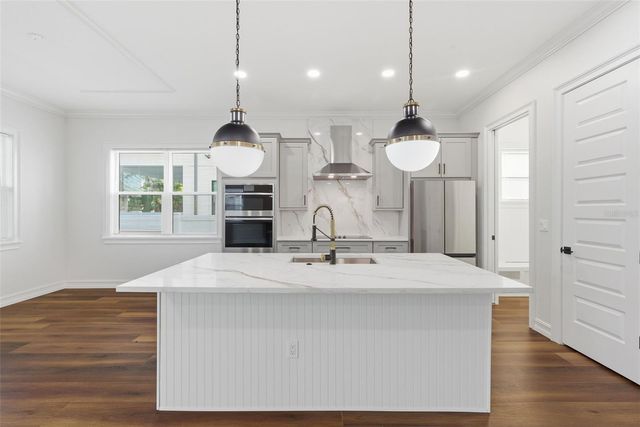 3829 71ST STREET N, St Petersburg, FL 33709