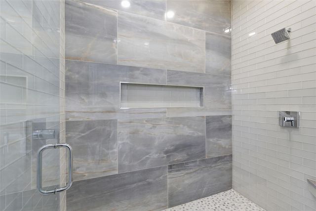 3829 71ST STREET N, St Petersburg, FL 33709