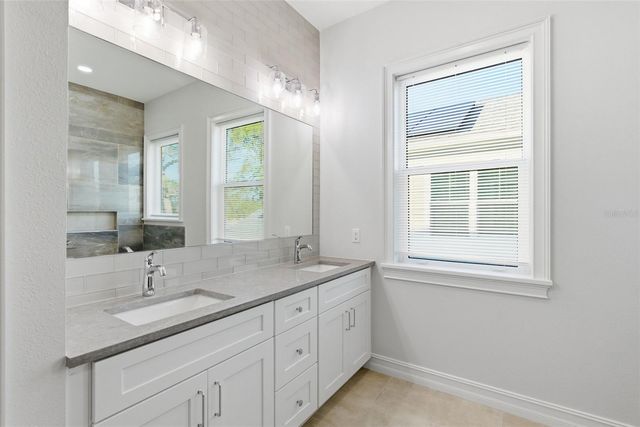 3829 71ST STREET N, St Petersburg, FL 33709