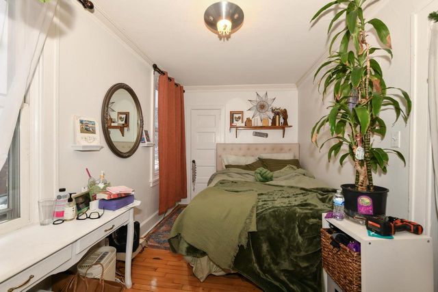 2157 S 56th STREET, West Allis, WI 53219