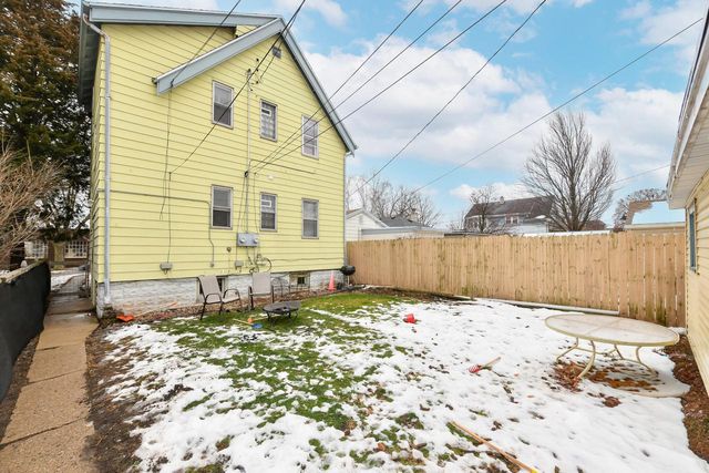 2157 S 56th STREET, West Allis, WI 53219