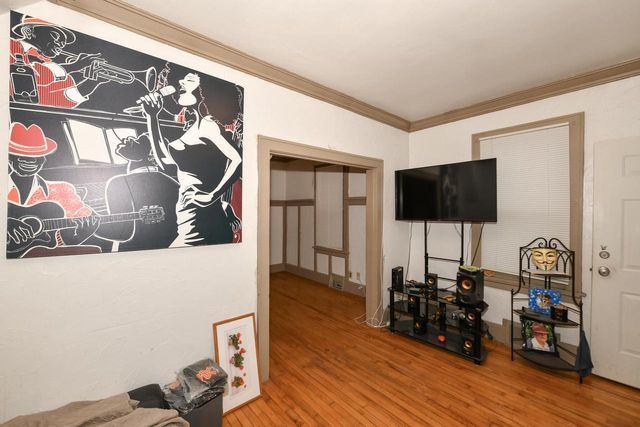 2157 S 56th STREET, West Allis, WI 53219