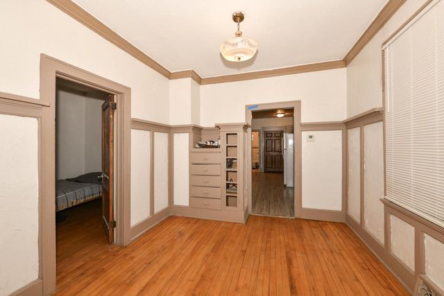 2157 S 56th STREET, West Allis, WI 53219