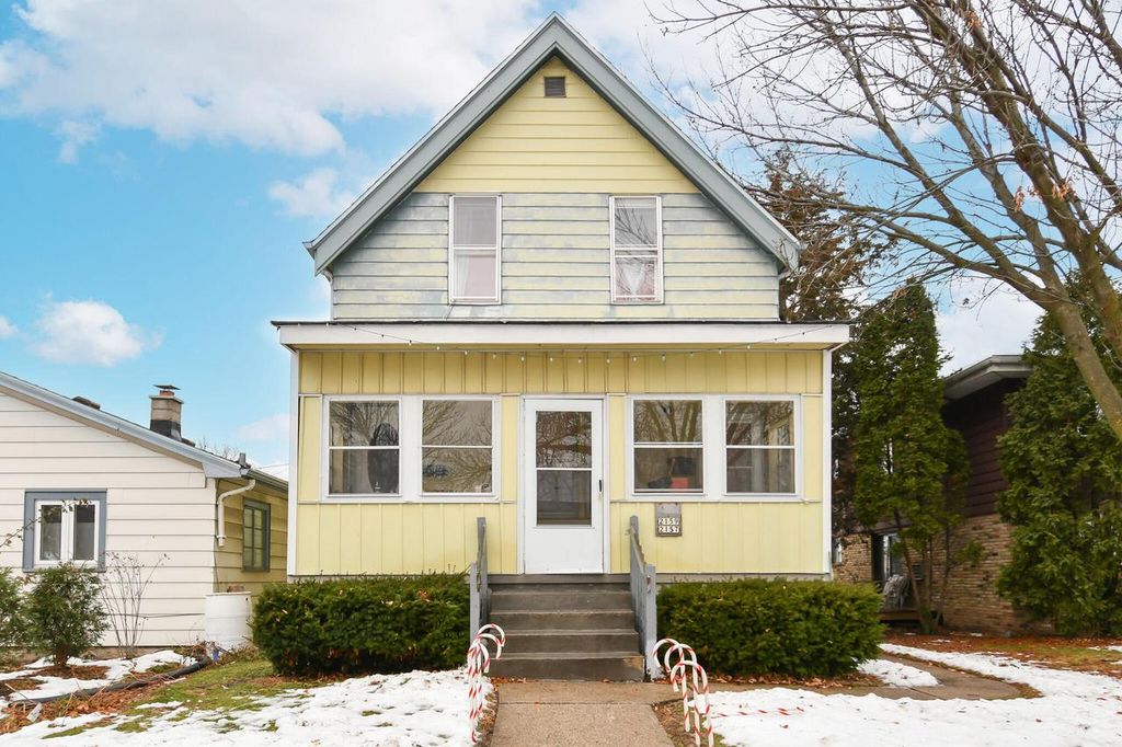 2157 S 56th STREET, West Allis, WI 53219