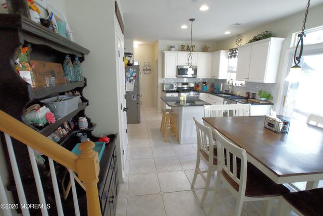 6 Gaskill Drive, Little Egg Harbor, NJ 08087