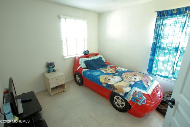 6 Gaskill Drive, Little Egg Harbor, NJ 08087