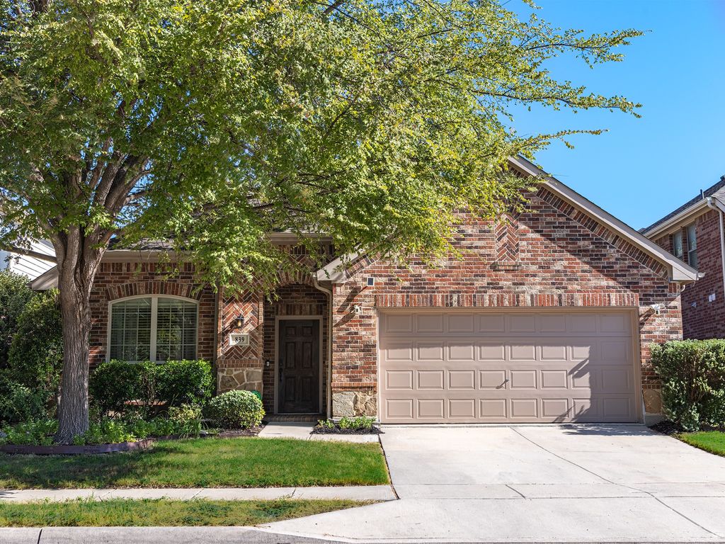 839 Lake Forest Trail, Little Elm, TX 75068 — exterior