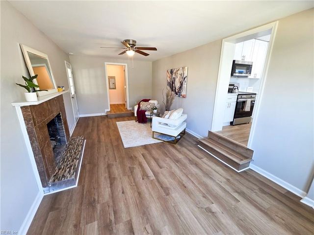 1403 Hodges Ferry RD, Portsmouth, VA 23701