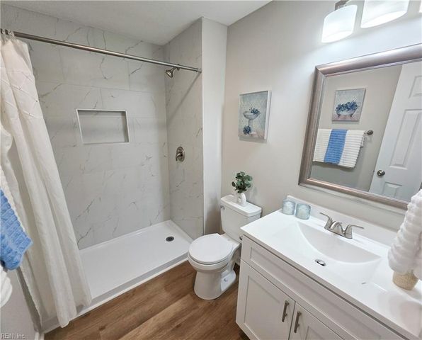 1403 Hodges Ferry RD, Portsmouth, VA 23701