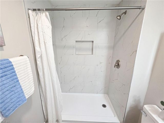 1403 Hodges Ferry RD, Portsmouth, VA 23701