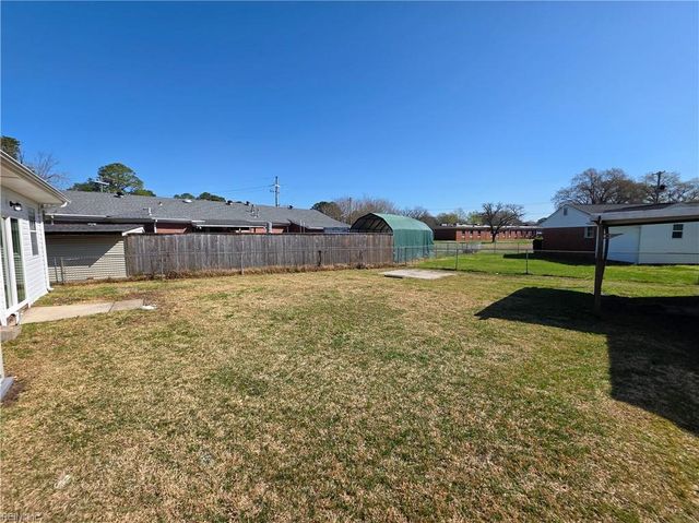 1403 Hodges Ferry RD, Portsmouth, VA 23701