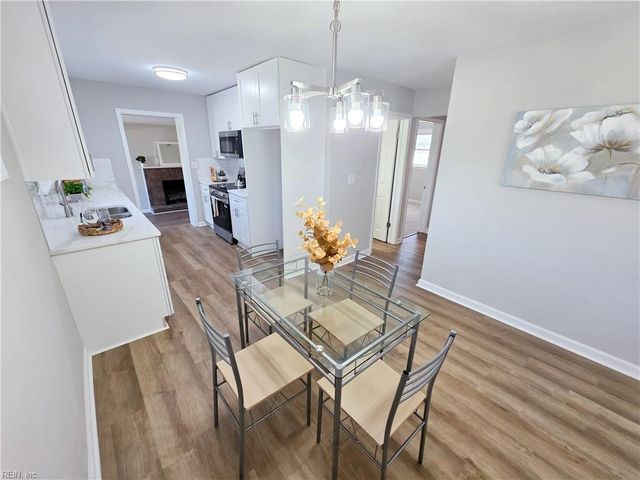 1403 Hodges Ferry RD, Portsmouth, VA 23701