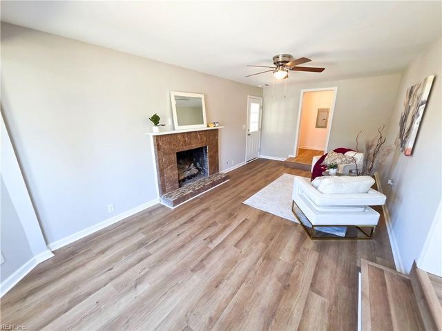 1403 Hodges Ferry RD, Portsmouth, VA 23701