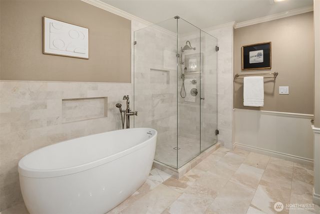 1308 233rd Avenue SE, Sammamish, WA 98075