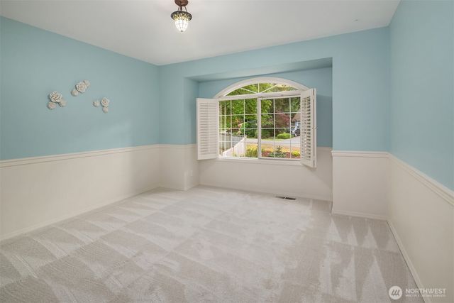 1308 233rd Avenue SE, Sammamish, WA 98075