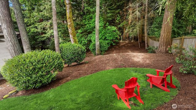 1308 233rd Avenue SE, Sammamish, WA 98075