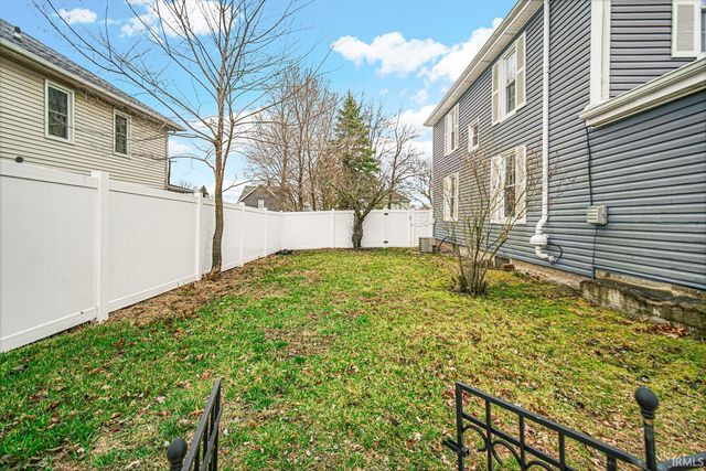 321 S Slate Street, Culver, IN 46511