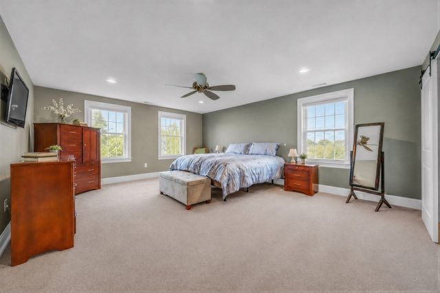 71 Bacon Street, Natick, MA 01760