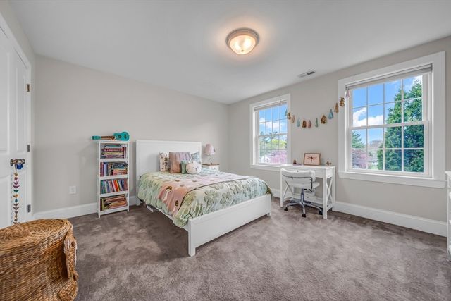 71 Bacon Street, Natick, MA 01760