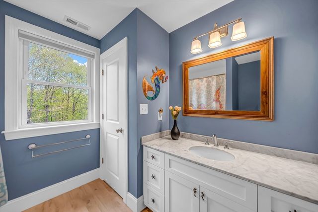 71 Bacon Street, Natick, MA 01760