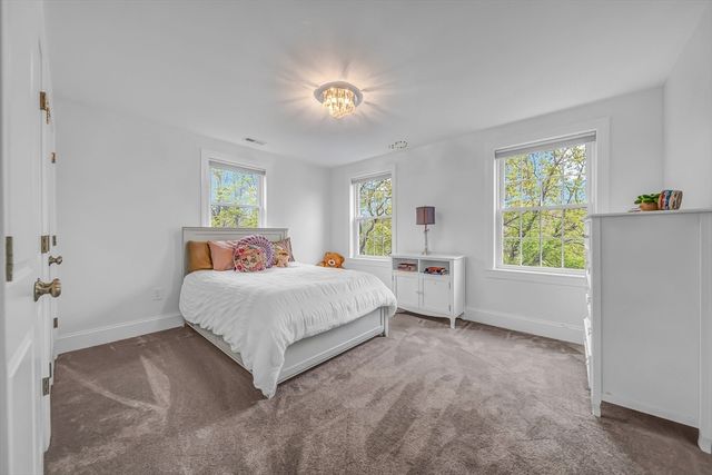 71 Bacon Street, Natick, MA 01760