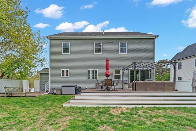 71 Bacon Street, Natick, MA 01760