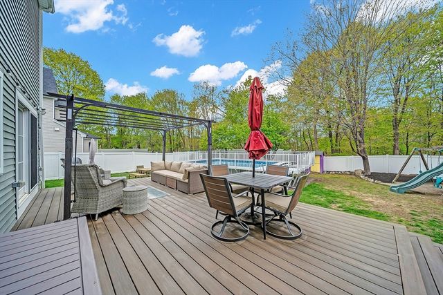 71 Bacon Street, Natick, MA 01760