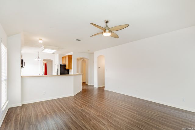 548 THURBER DR, Schertz, TX 78154