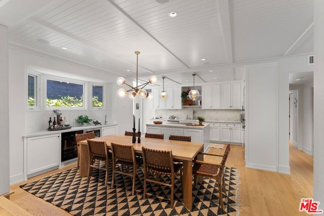 929 Marco Place, Venice, CA 90291