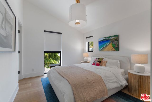 929 Marco Place, Venice, CA 90291