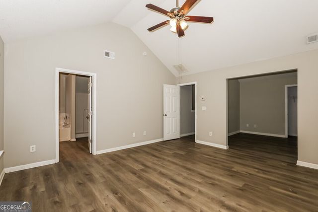 1585 Tigris Court, College Park, GA 30349