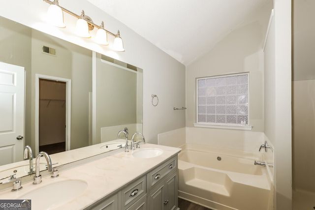 1585 Tigris Court, College Park, GA 30349