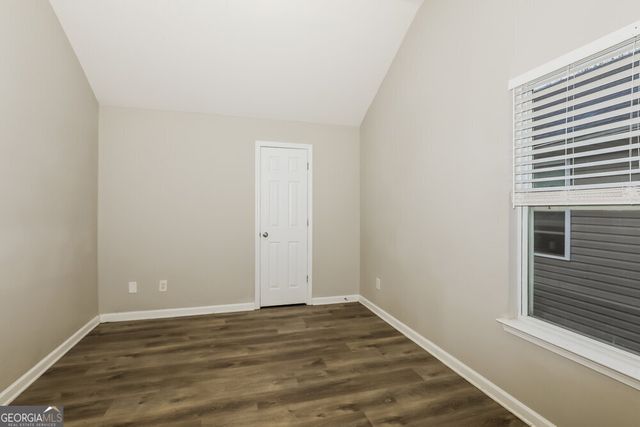 1585 Tigris Court, College Park, GA 30349