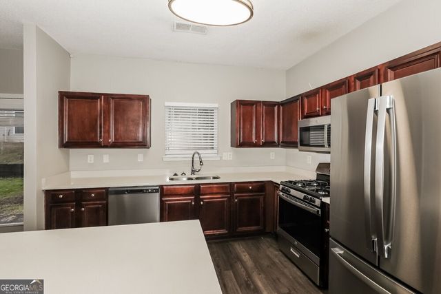 1585 Tigris Court, College Park, GA 30349