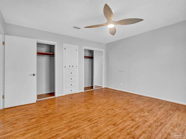 1009 Fleming Dr, Pensacola, FL 32514