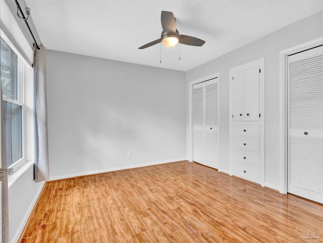 1009 Fleming Dr, Pensacola, FL 32514