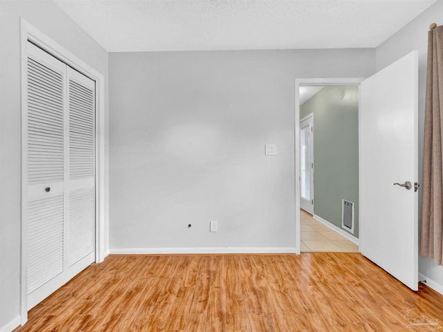 1009 Fleming Dr, Pensacola, FL 32514