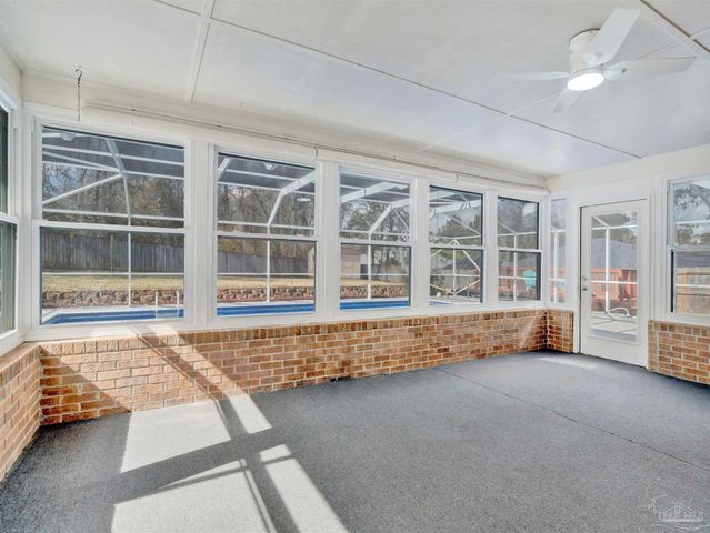 1009 Fleming Dr, Pensacola, FL 32514