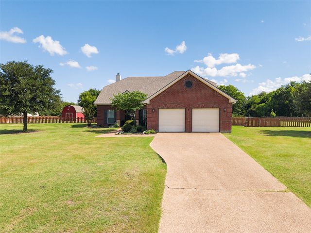 2305 Silver Maple Drive, St Paul, TX 75098