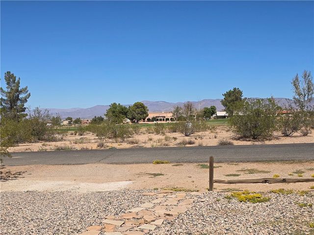 7710 E Oxbow Drive, Kingman, AZ 86401